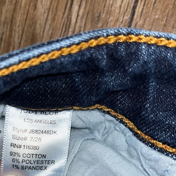 Judy Blue women’s relaxed fit jeans - Picture 3 of 4